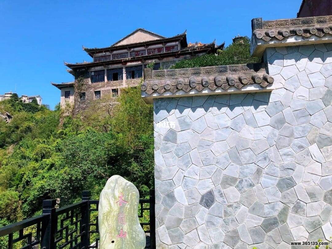 【携程攻略】武汉木兰花乡景区（木兰不夜城）景点,值得去的黄陂景点，带小孩子去挺好玩的