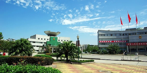 泸县行政区划、交通地图、人口面积、地理位置